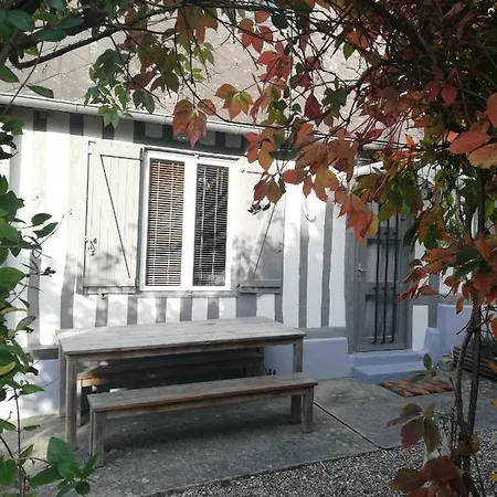 Les Roses D Antan - 2 Gites *