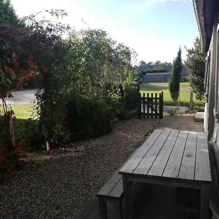 Les Roses D Antan - 2 Gites Semesterbostad Néville